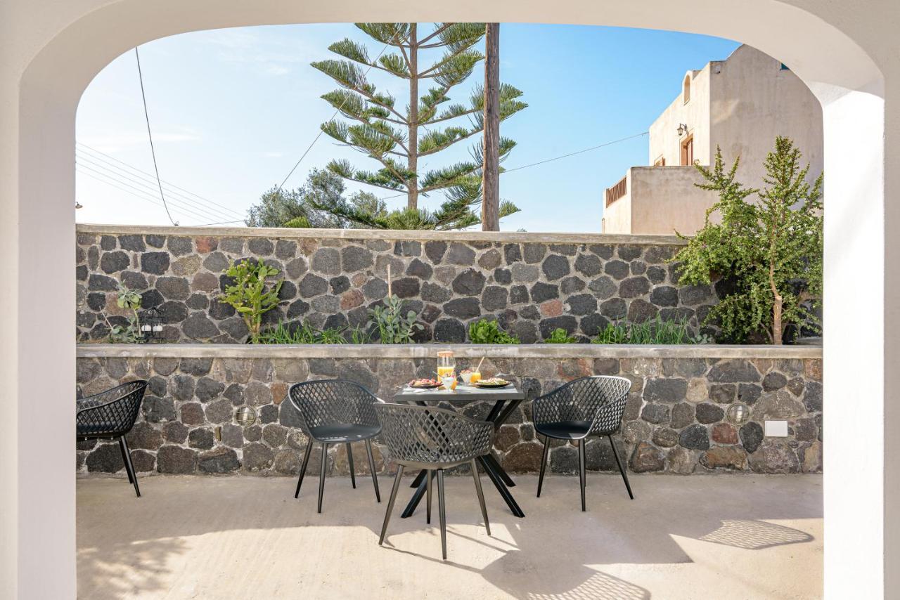 Thealos Santorini Pýrgos Exterior foto